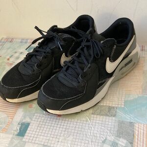 Nike Black and White Air Max Running Sneakers FN7304-001 size 9
